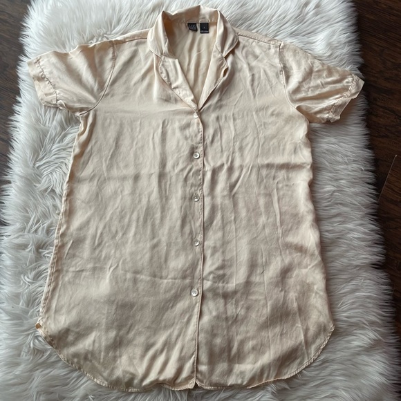 Saks Fifth Avenue Intimates & Sleepwear Vintage Saks Fifth Avenue